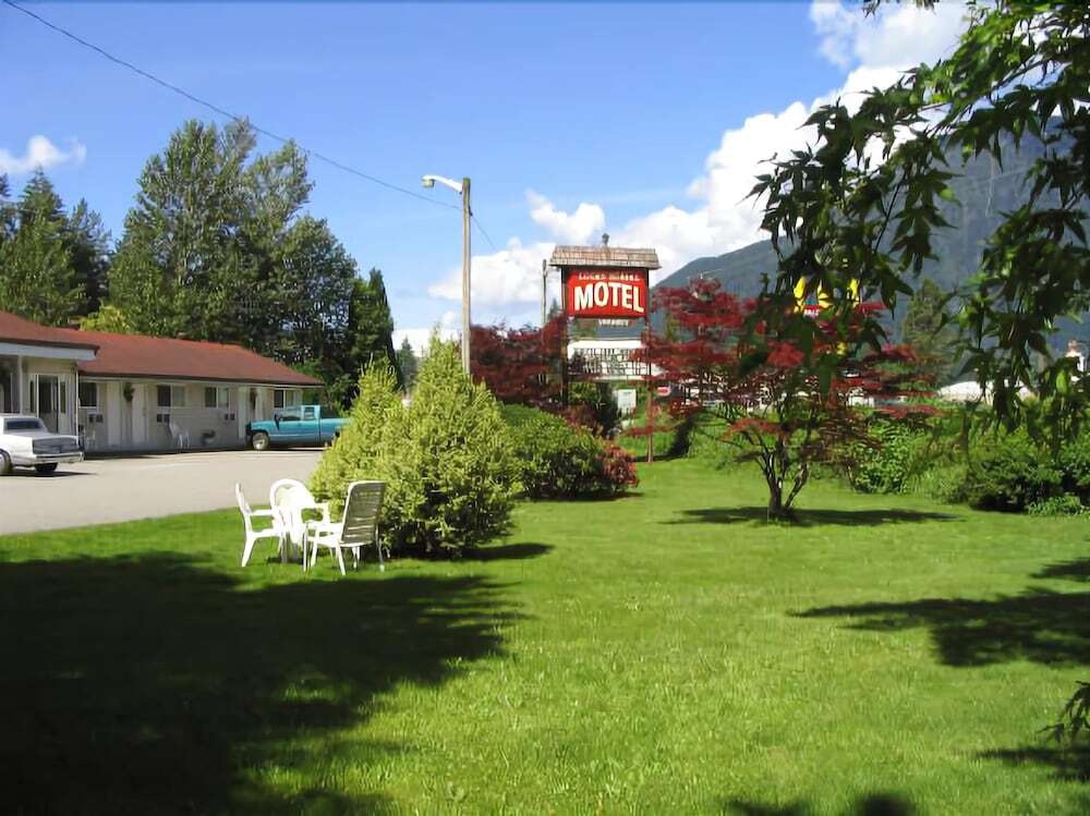 Lucky Strike Motel 
