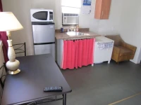 Rivershore Cottages 4*