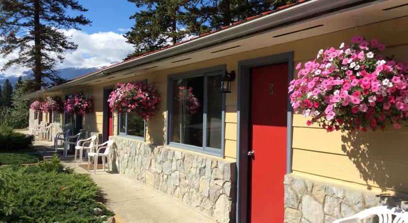 Tete Jaune Lodge 
