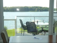 Bayside Inn & Waterfront Suites 