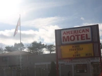 American Plaza Motel 