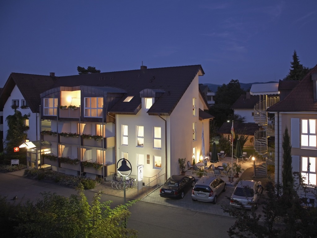Akzent Hotel Atrium Baden 4*