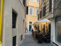 Trevi Fountain Apartment 