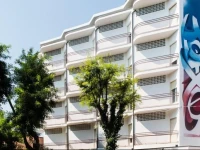 X Hotel 
