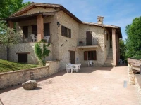 Spoleto by the pool 