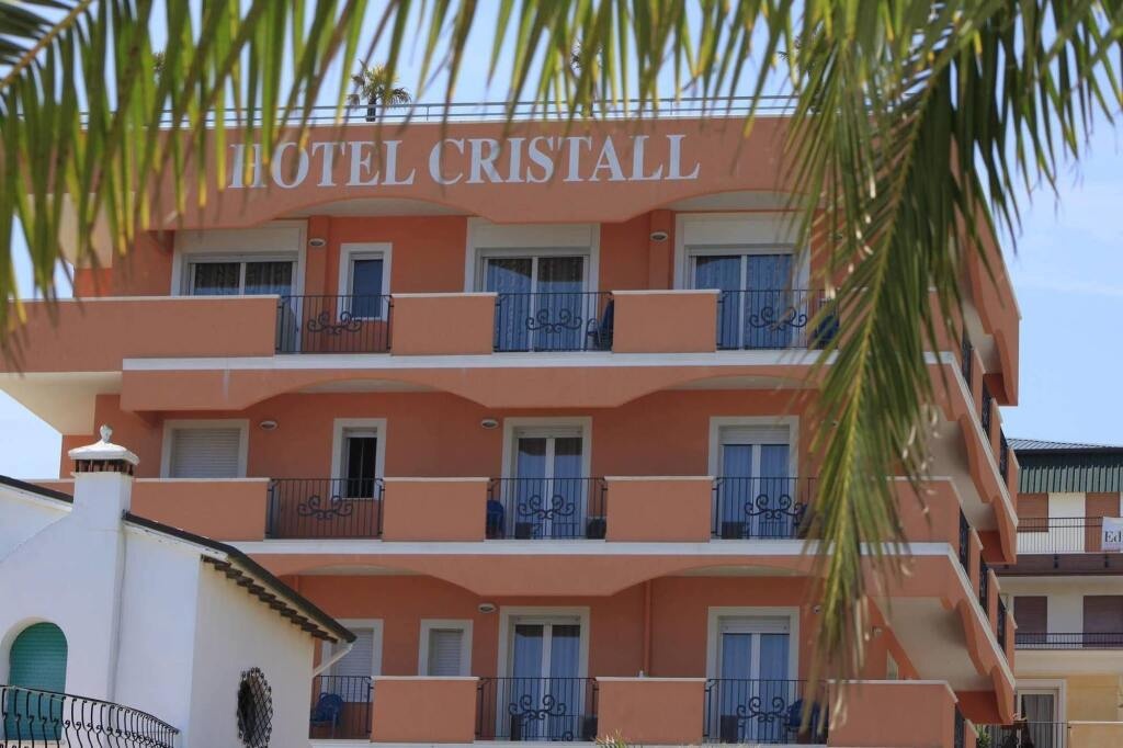Hotel Cristall 