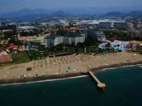 MC Beach Park Resort Hotel 5*