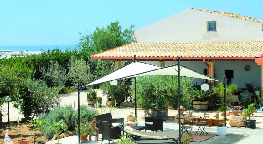 Mare Indaco Bed & Breakfast 
