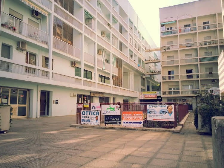 Piramide House 