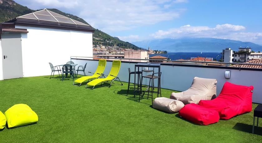 Lake Garda Hostel 