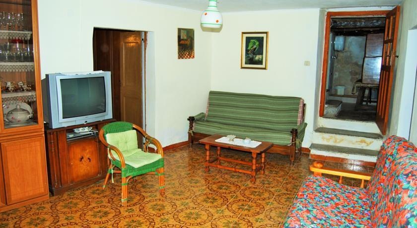 Bonarcado House 