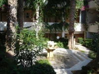 Pearl Beach 4*