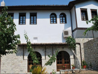 Muzaka Hotel