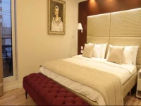 Queen Hotel 