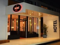 Select City Center Hotel 