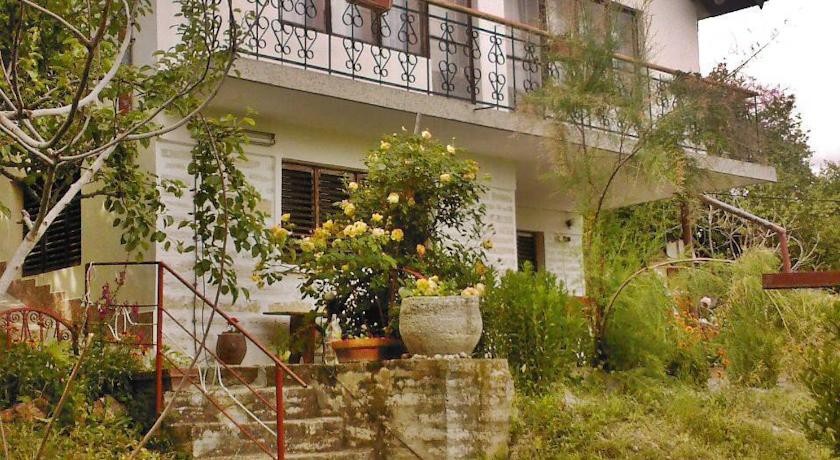 Guest Rooms Romantika 