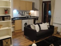 Bansko Two-Bed Ski Apartment 