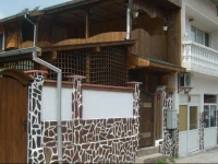 Ini Guest House 