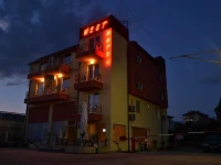 Motel West 