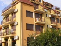 Zora Guest House 2*