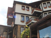 Devina House