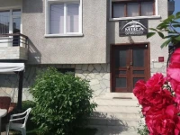 Mira Guest House 