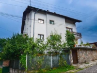 Topuzovi Guest House 