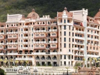 Royal Castle Design & Spa Hotel 