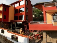 Armira Family Hotel 