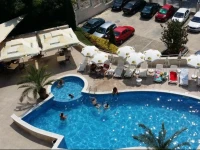 Royal Cove Hotel - Half Board 