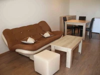 Raya Guest House 