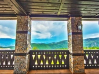 Hotel Leshten 
