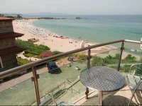 Lozenets Apartment on the Beach 
