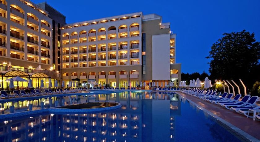 Sol Nessebar Mare Resort & Aquapark - All inclusive 