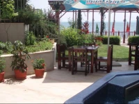 Petrov Family Hotel 
