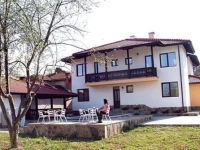 DE-YAN Guest House 