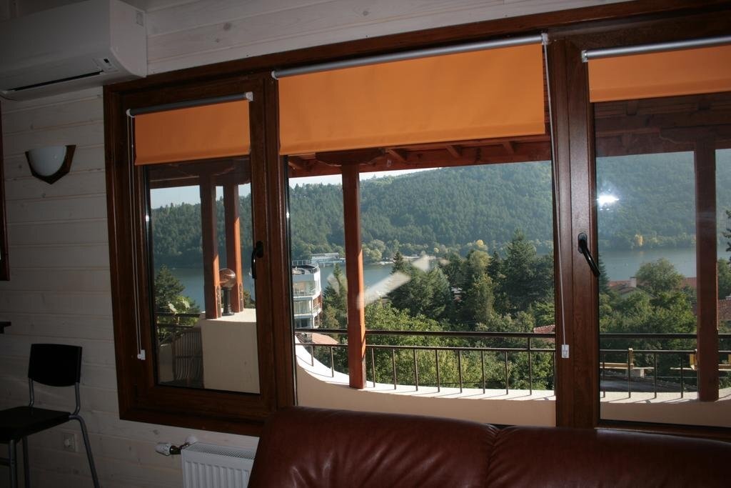 Tora Bora Guest House 