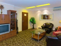 Yor-Daniel Hotel 