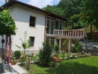 Guesthouse Happy Life 