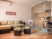 Domus Apartment 