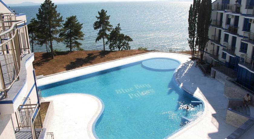 Blue Bay Apartment 