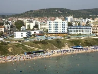 Perla Beach Hotel III 