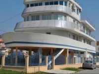 The Ship Hotel 