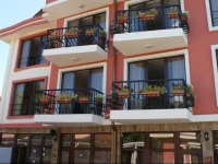 Diabis Apartments 