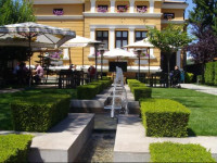 Kokoshkovata Boutique House