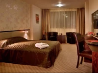 City Avenue Business Hotel 