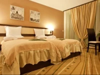 Earth & People Hotel & SPA 