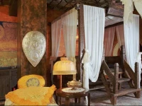 Hotel Trivia Antique 