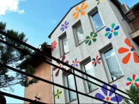 10 Coins Hostel 