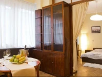 Rakovski Apartment 